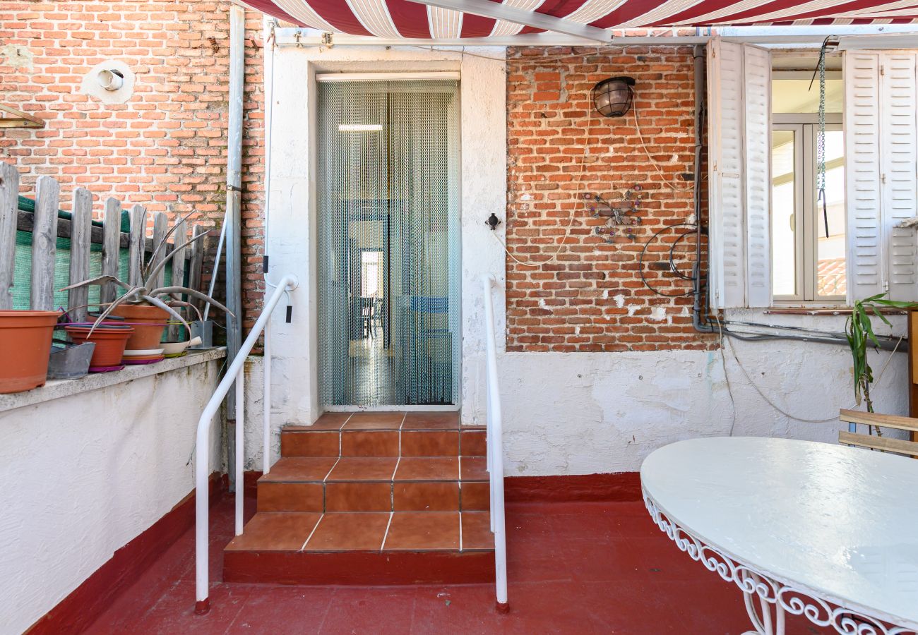 Appartement à Madrid - M (NSDV1012) Piso de 4 dormitorios en Fuencarral-E